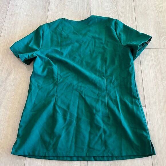 Figs womens scrubs top size S - Picture 4 of 6